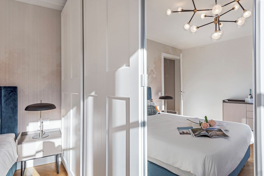 Luxury Apartment, Multiple Bedrooms, 2 Bathrooms (Novos Arcadia 501)