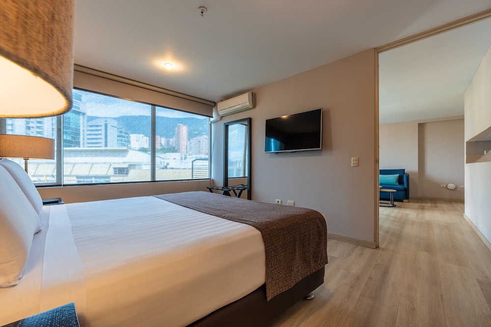 Premium Apartment, Multiple Beds (ApartaSuite Estelar Queen Bed) - Photo 2