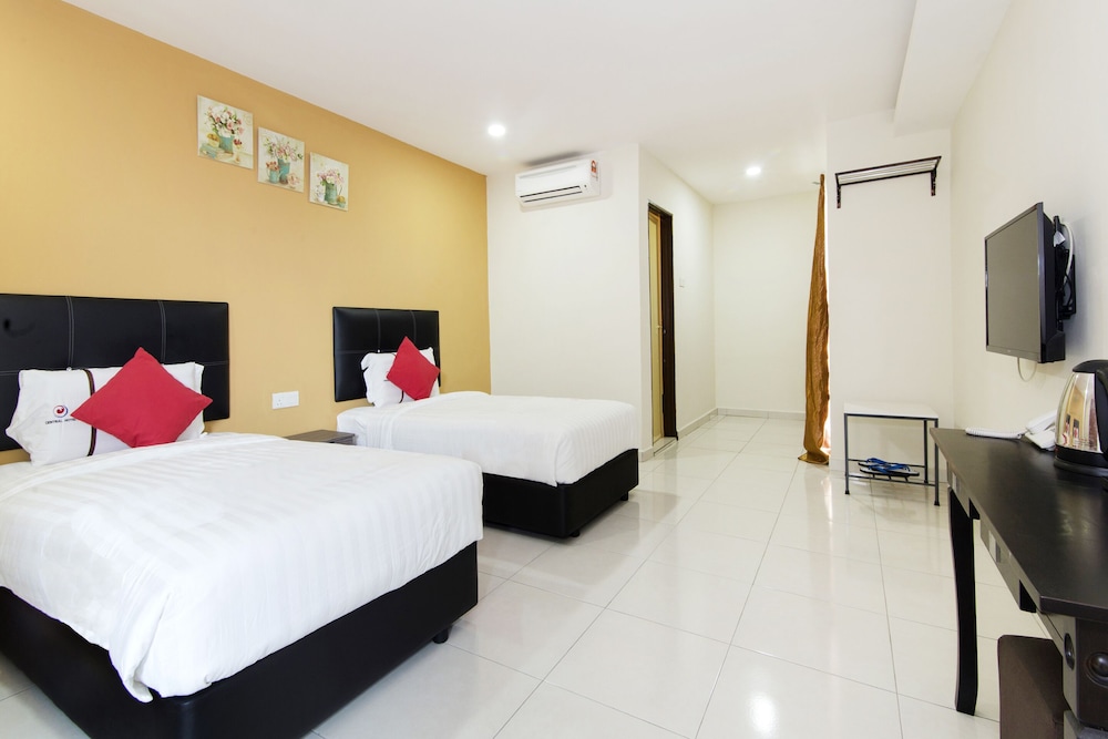 Standard Twin Room - Photo 5
