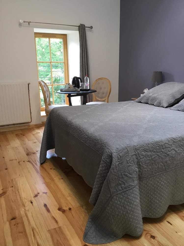 Comfort Double Room, Private Bathroom, Park View photo 3