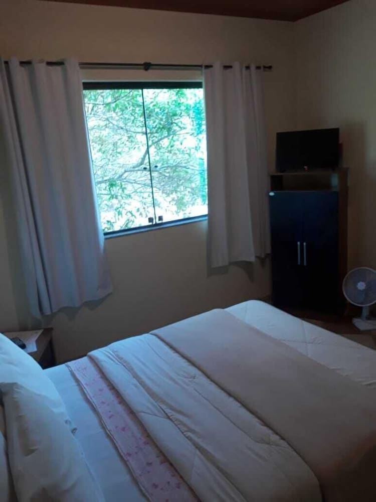 Standard Suite, Ensuite, River View (04) photo 3