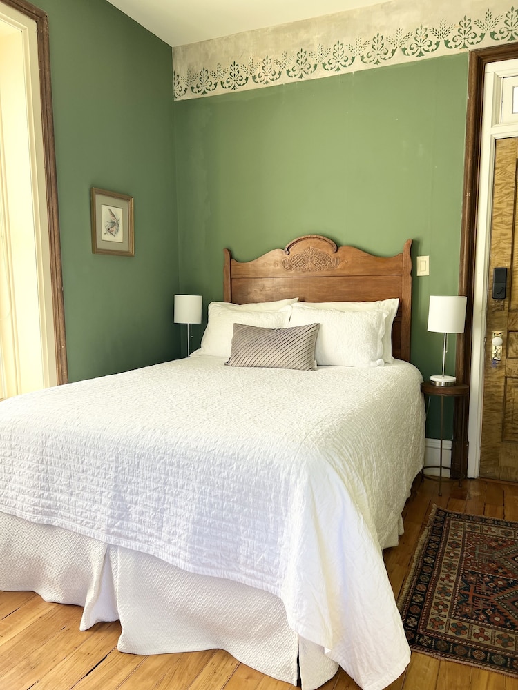 Standard Room photo 1