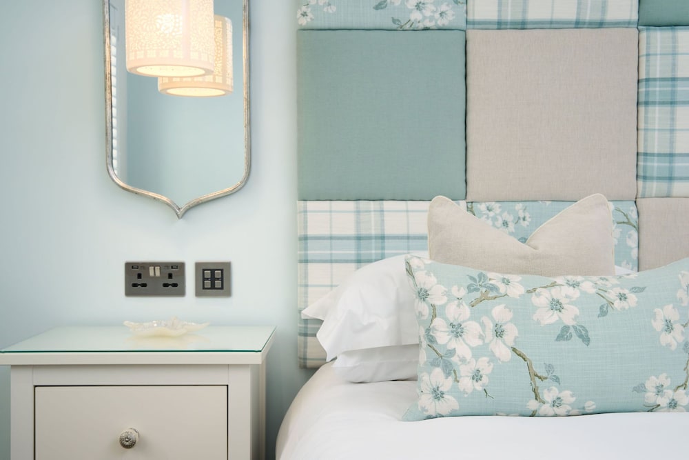 Superior Double Room, Ensuite, Sea View (Balcony Suite 6 ) photo 3