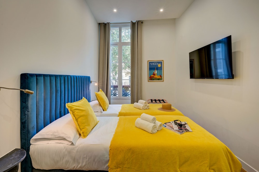 Superior Twin Room - Photo 4