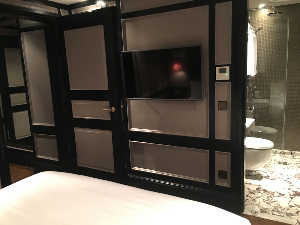 Luxury Room, No Windows photo 2