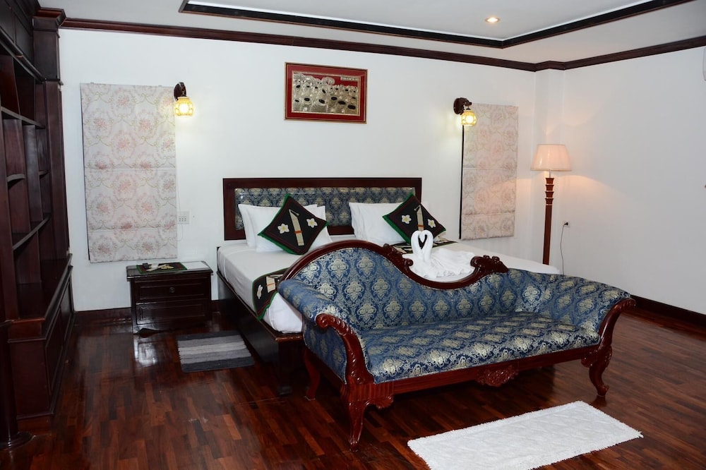 Deluxe Suite photo 1