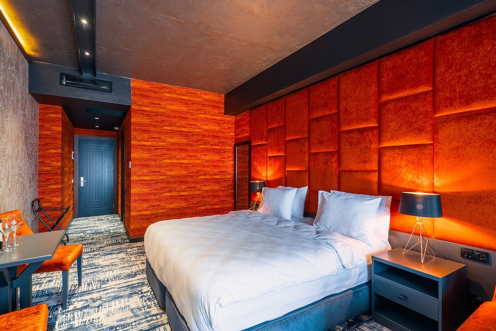 Deluxe Double or Twin Room, Sea View - Photo 5
