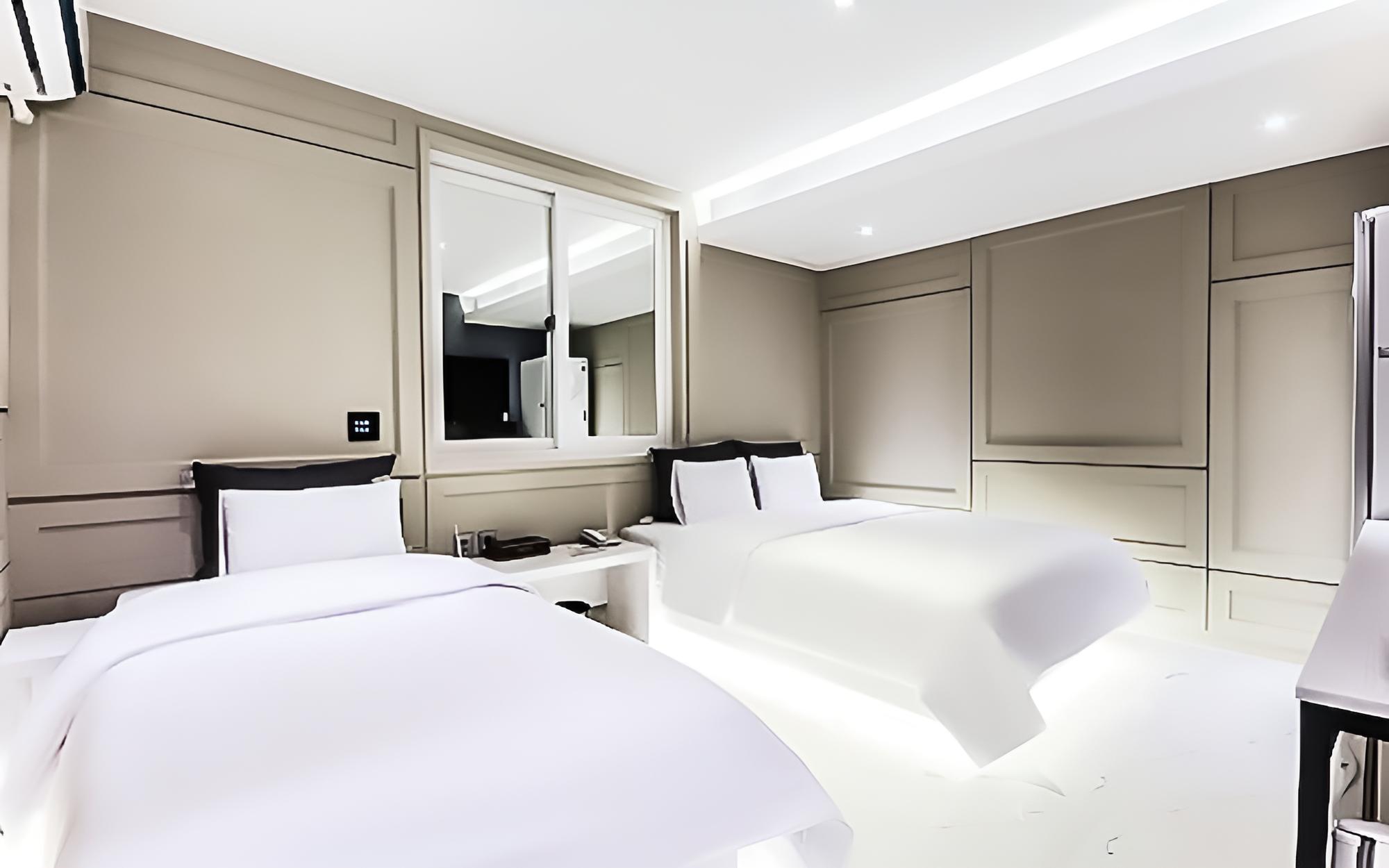 Room (Twin (OTT Styler)) photo 1