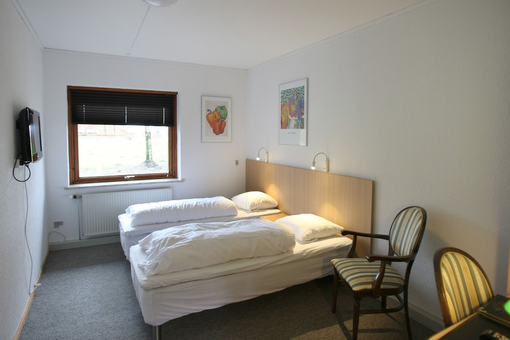 Standard Room photo 3