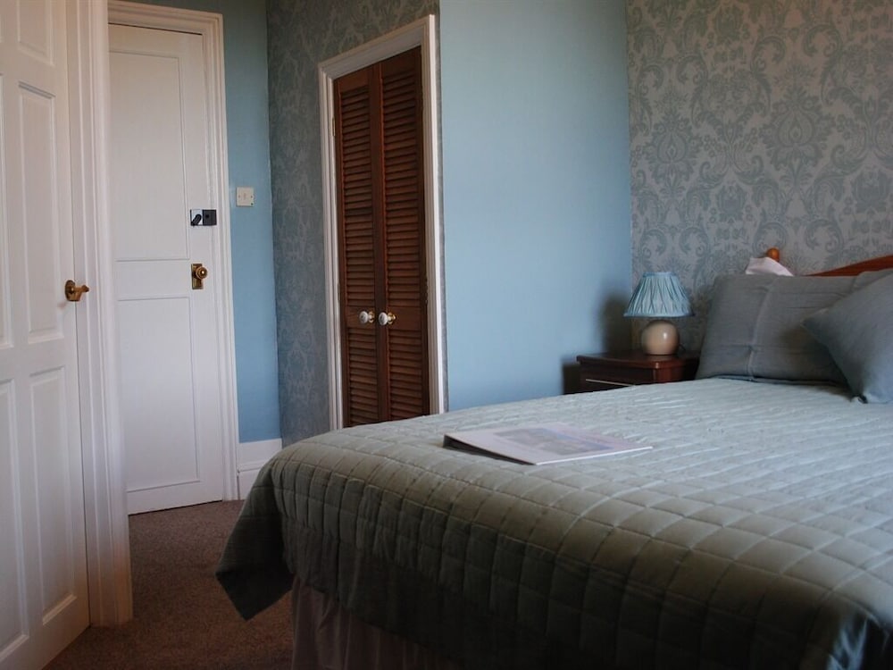 Classic Double Room, Ensuite, Sea View (Room 16)