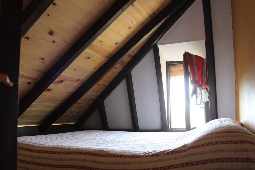Bungalow familiar, con baño privado, vista al valle