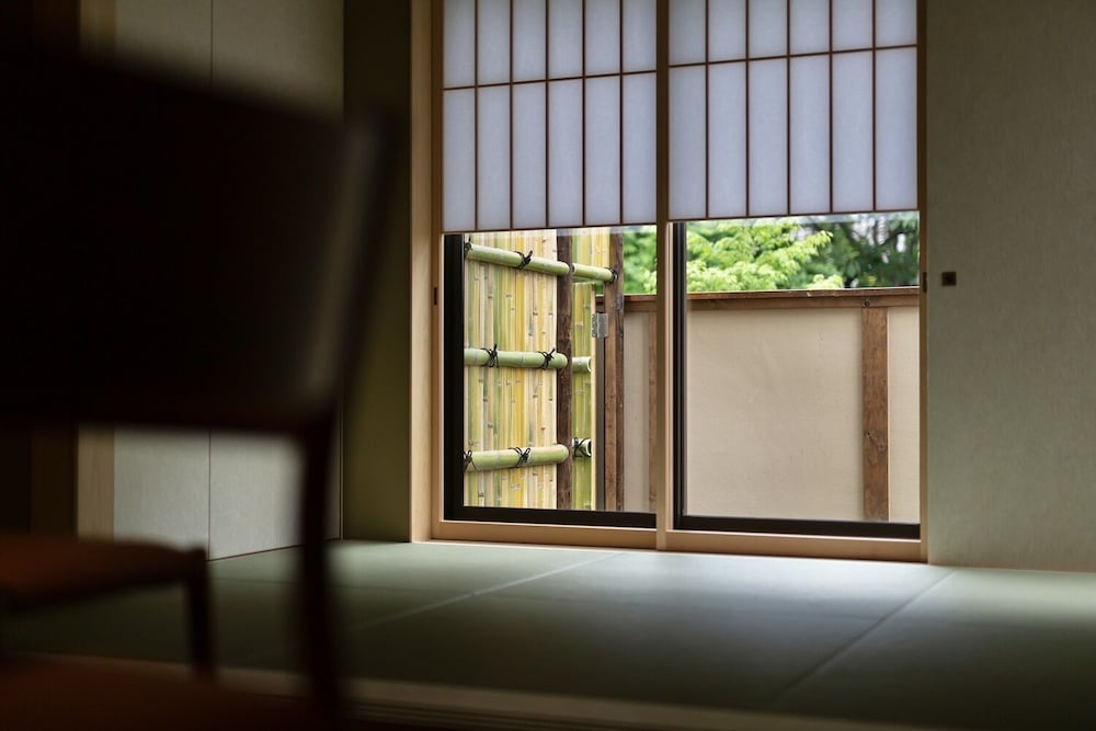 CAMPTON KIYOMIZU 3 (with wooden bathtub),Semi-double bed x2 for 2 people, Futon for the others photo 2