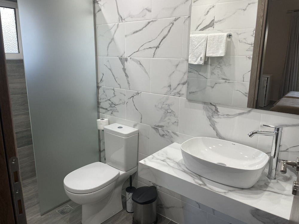 Standard Double Room, 1 Bedroom photo 2