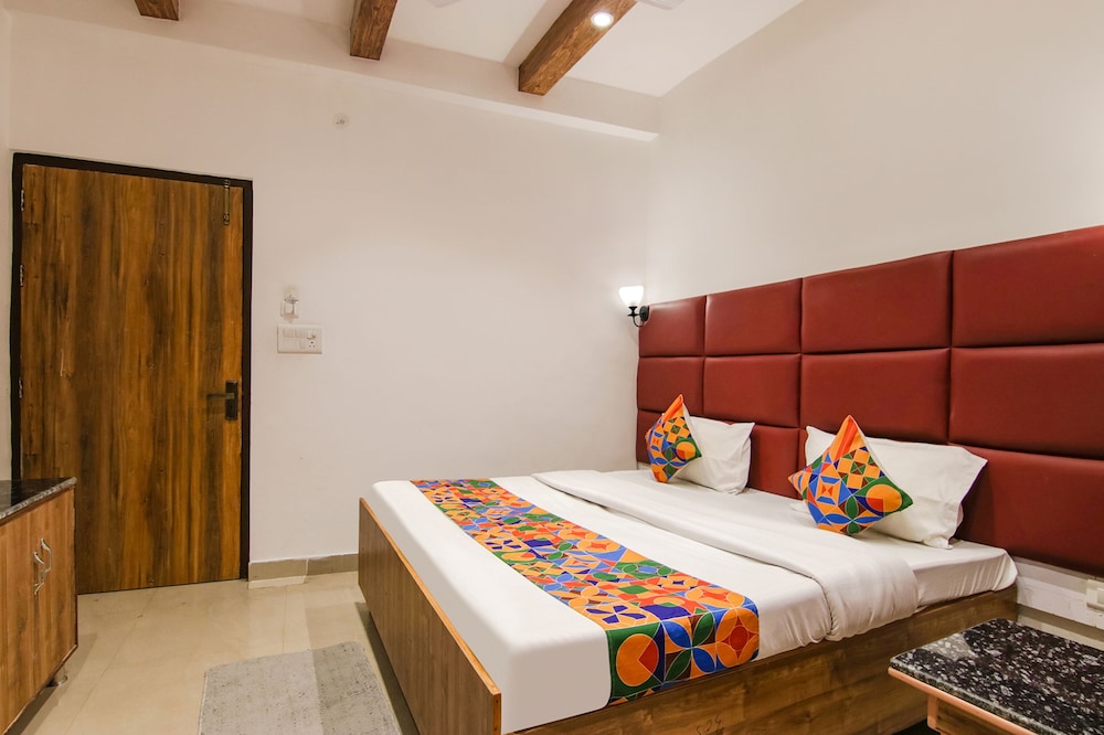 Deluxe Room - Photo 2