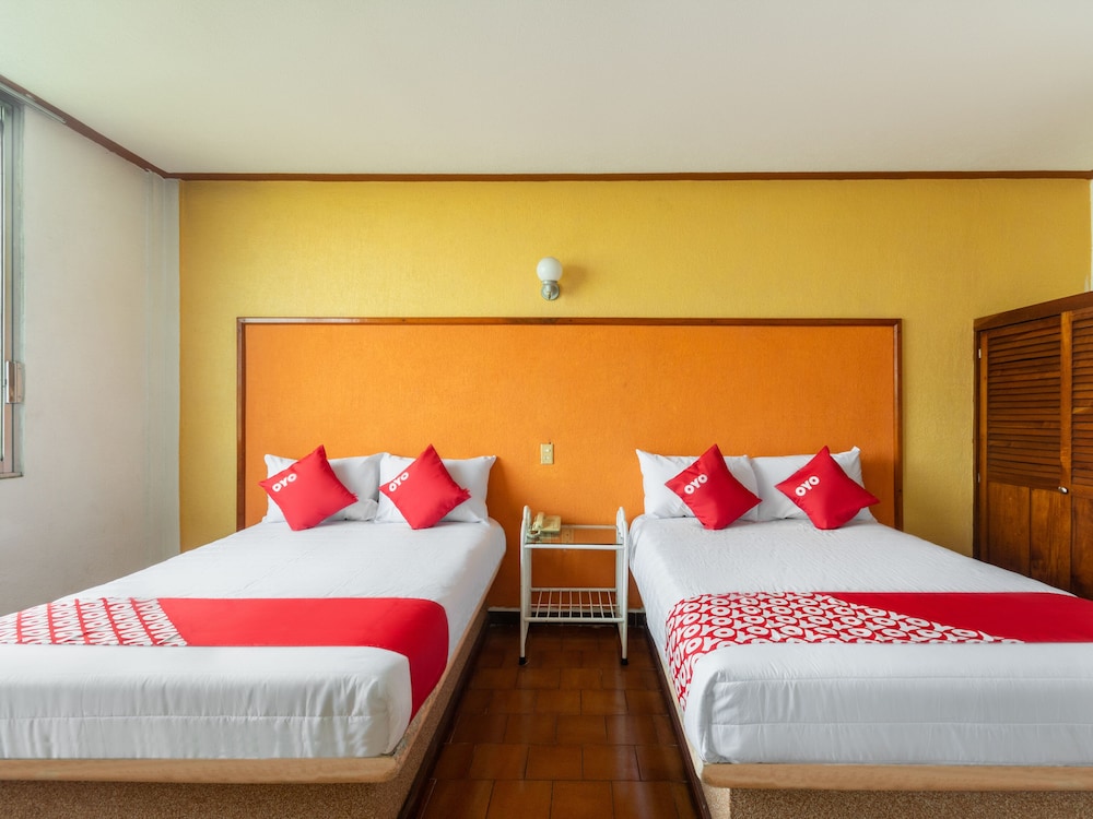 Deluxe Room, 2 Double Beds photo 3