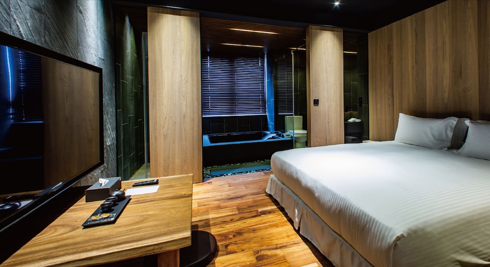 Deluxe Double Room with Hot Spring, 1 Queen Bed, Non Smoking photo 3