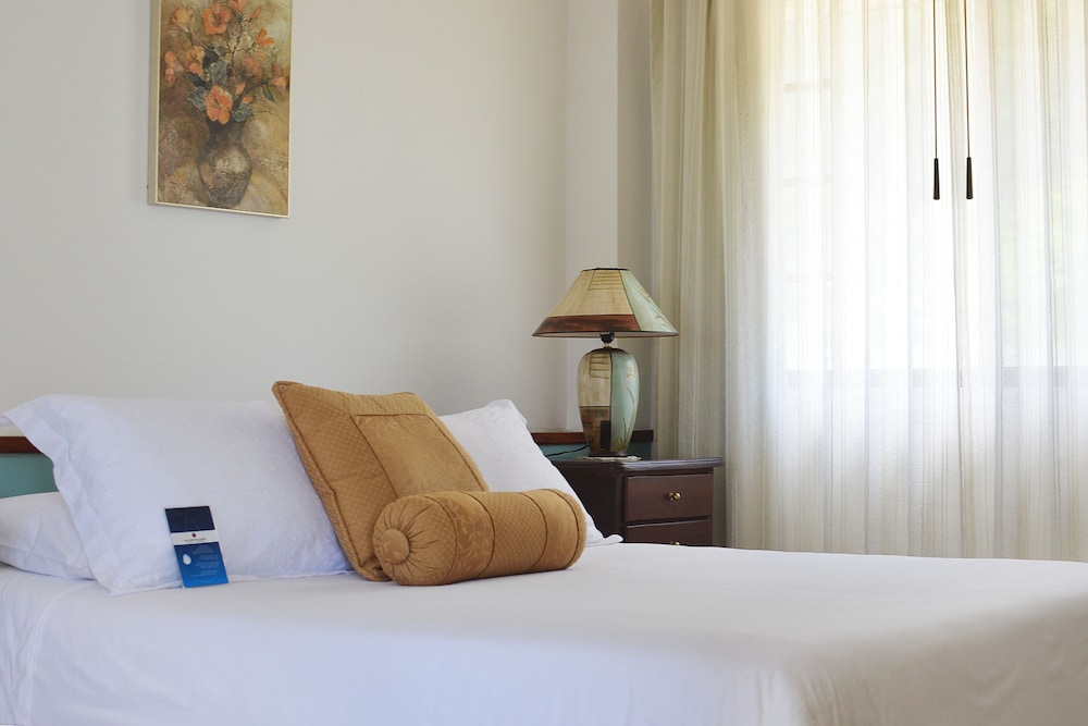 Superior Double Room, 1 Queen Bed, Balcony, Mountain View photo 2