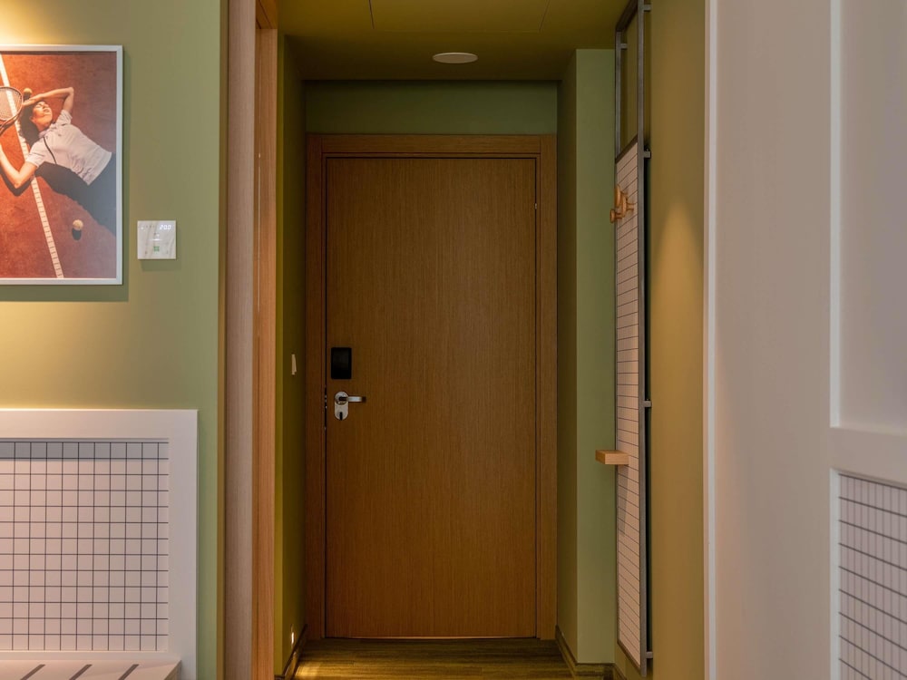 Standard Room, 2 Twin Beds - Photo 4
