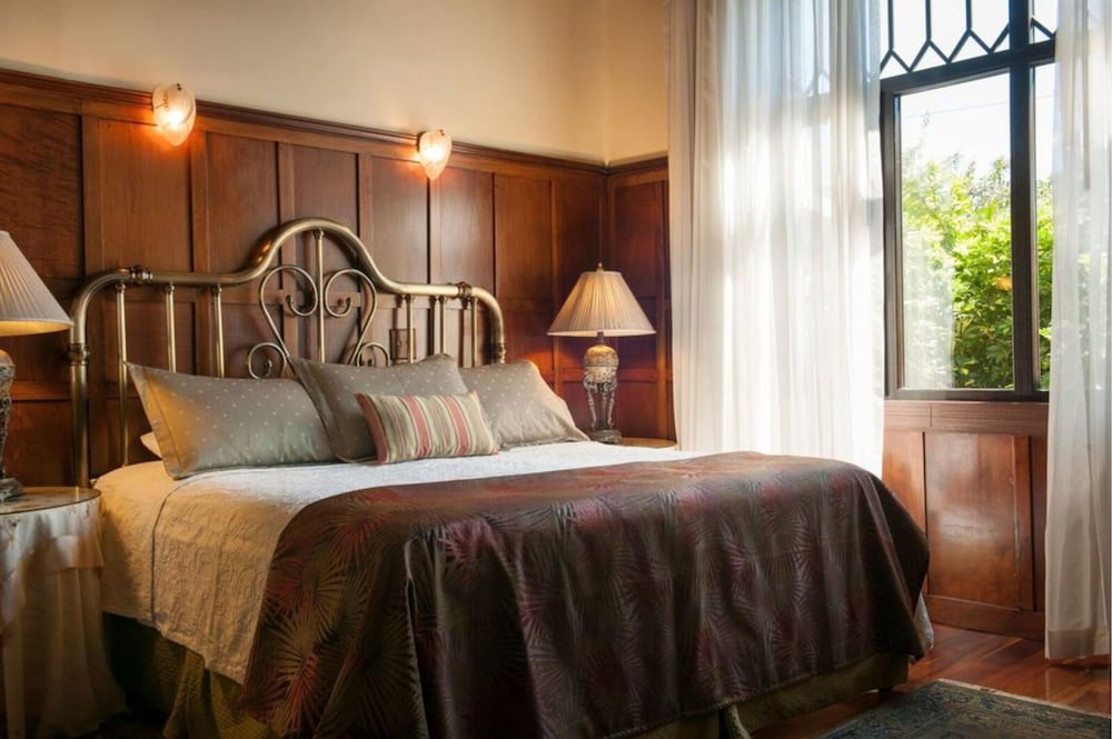 Suite, 1 King Bed