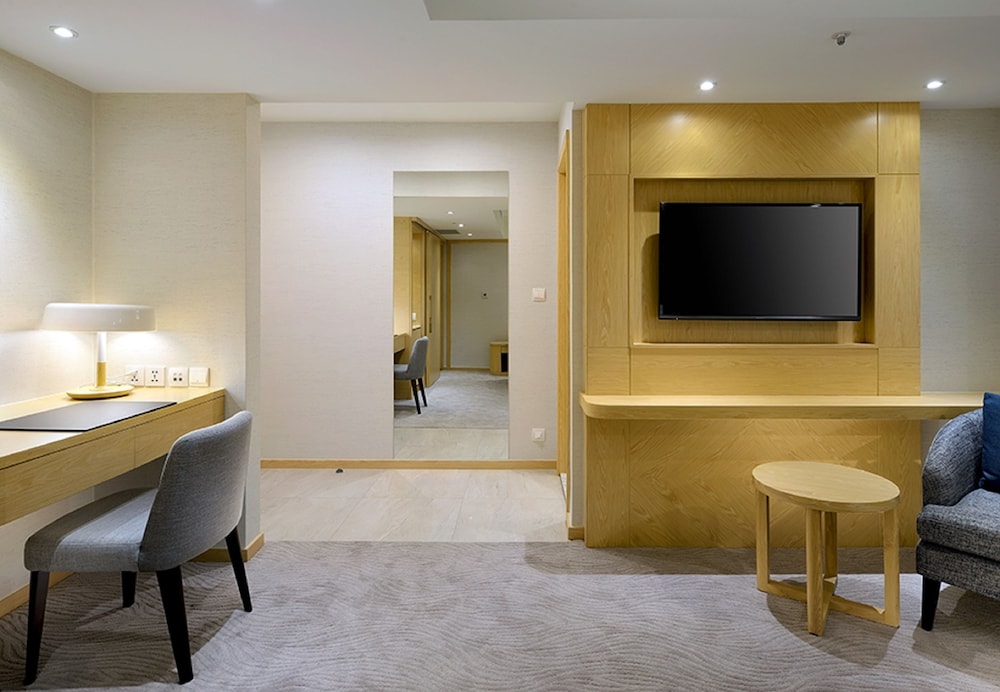 Deluxe Room (Double) photo 3