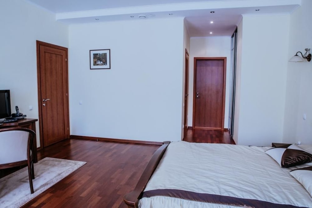 Standard Double Room photo 3