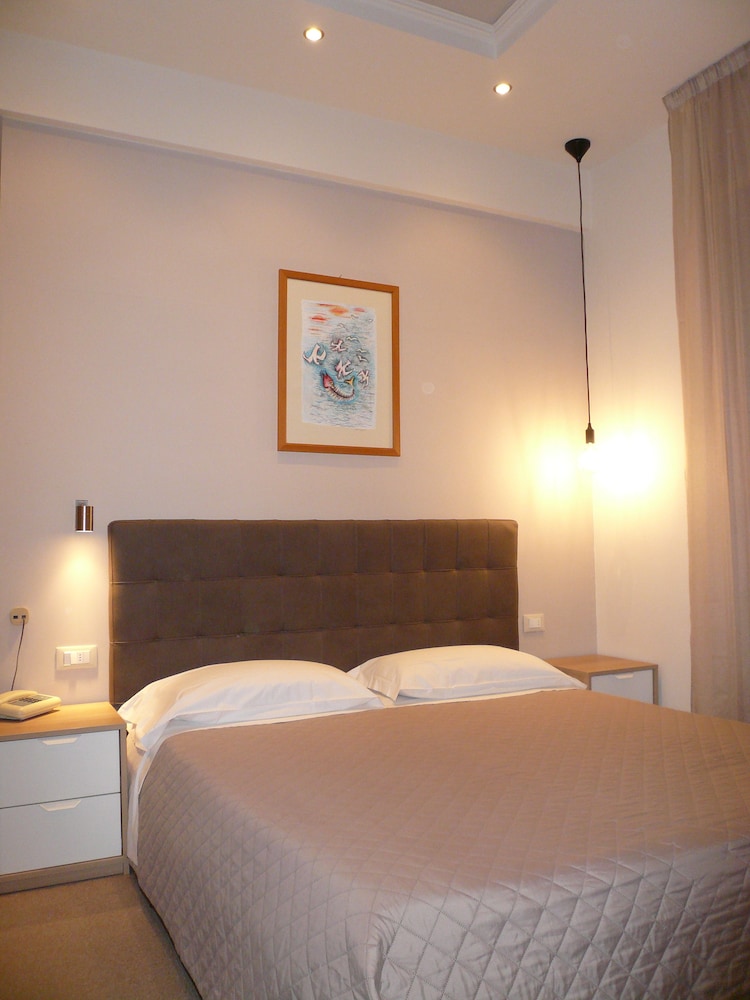 Triple Room - Photo 3