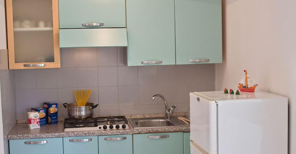 Bungalow (A) photo 2