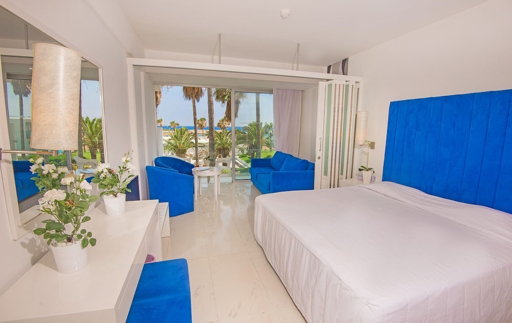 Family Room, Sea View photo 3