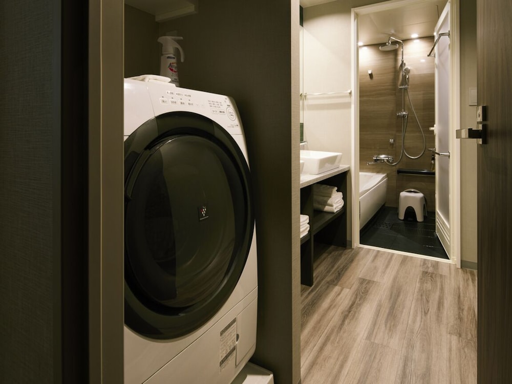 Deluxe Studio with 5beds (Balcony Access with Tatami Room), Non Smoking - Photo 7