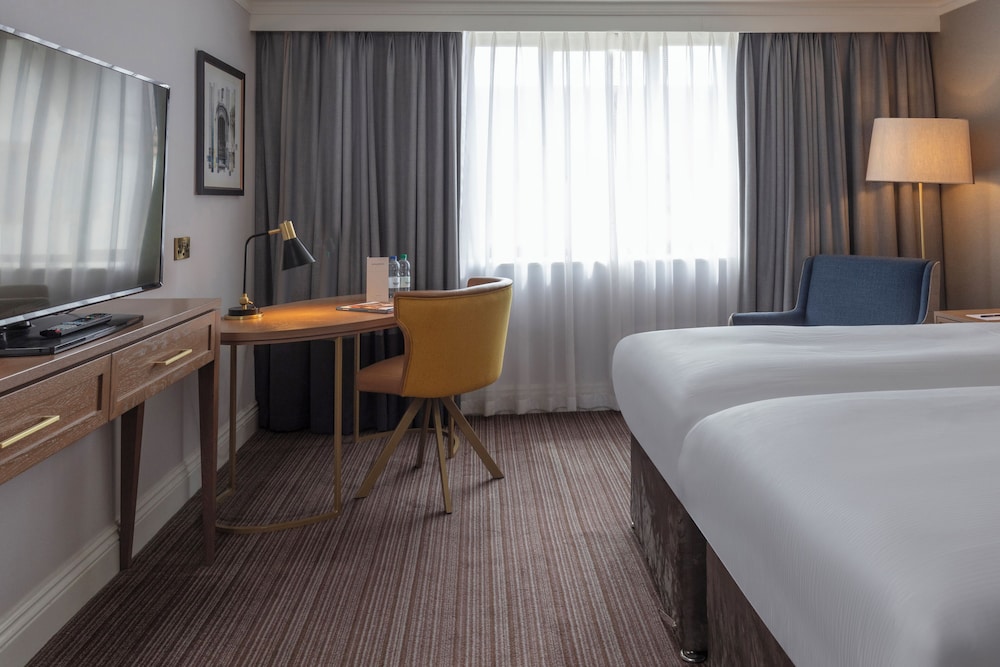 Classic Twin Room - Photo 3