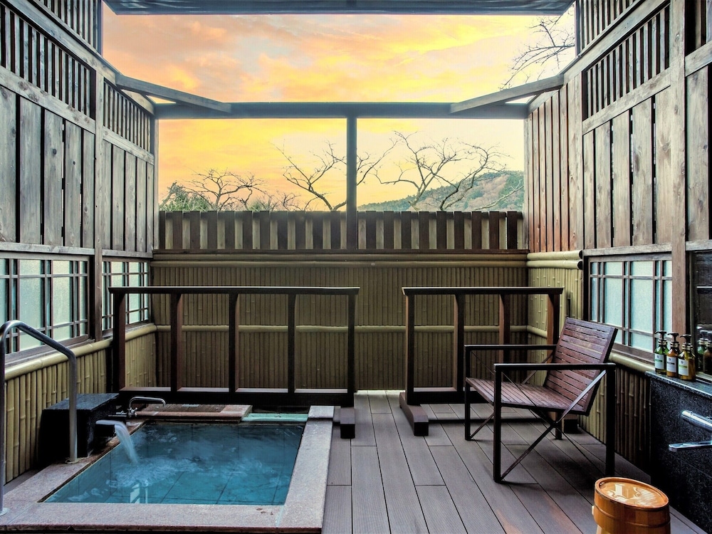 Vegetarian Meal - Breakfast and Dinner included Open-air bath room - Annex photo 3