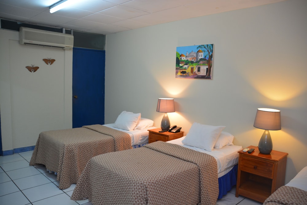 Triple Room photo 2