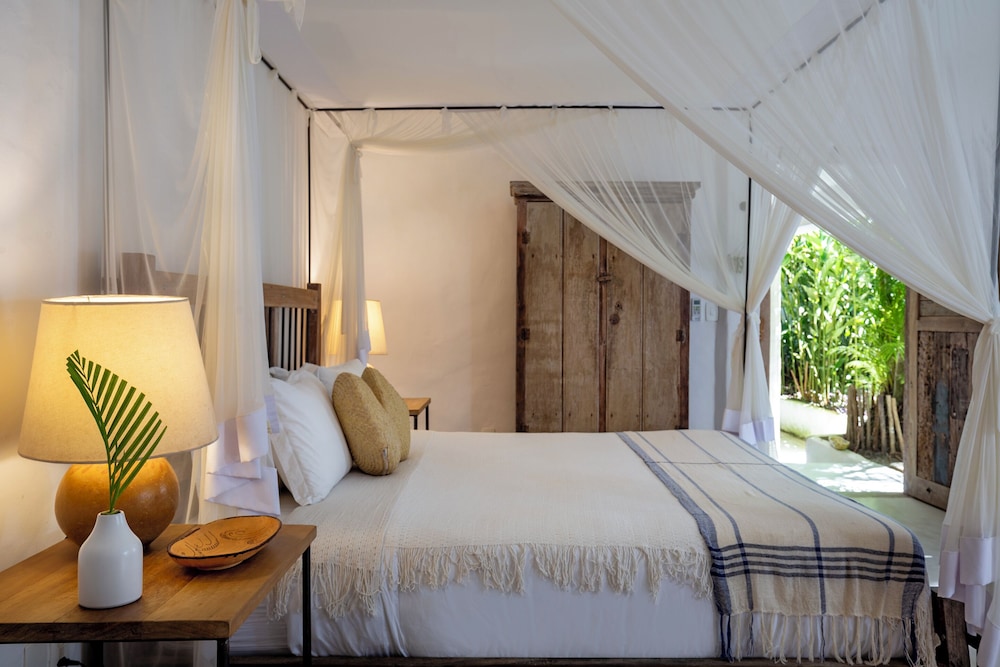 Room, 1 Queen Bed, Garden View