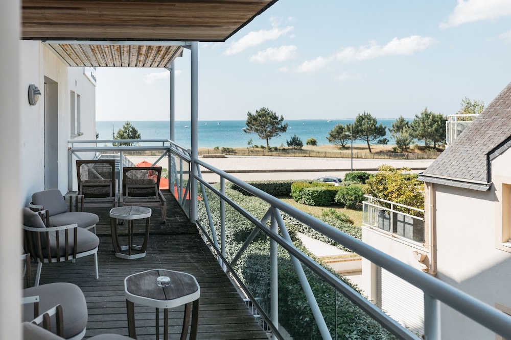 Premium Room, Partial Sea View photo 3