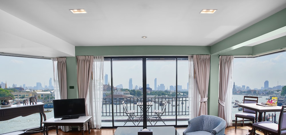 Panoramic Suite, Balcony, River View photo 3