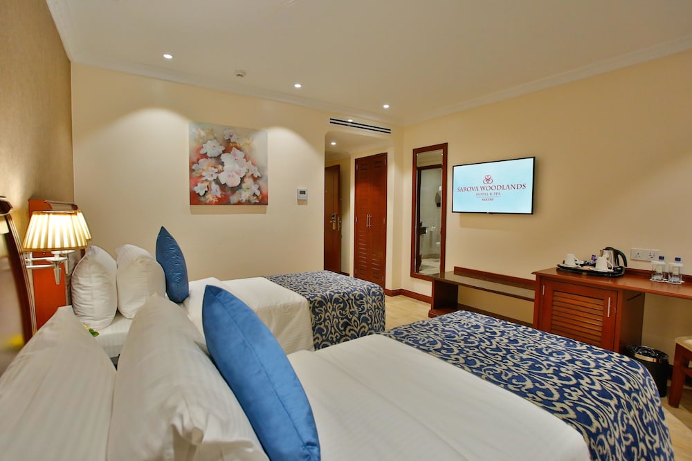 Woodlands Superior Twin Room photo 2