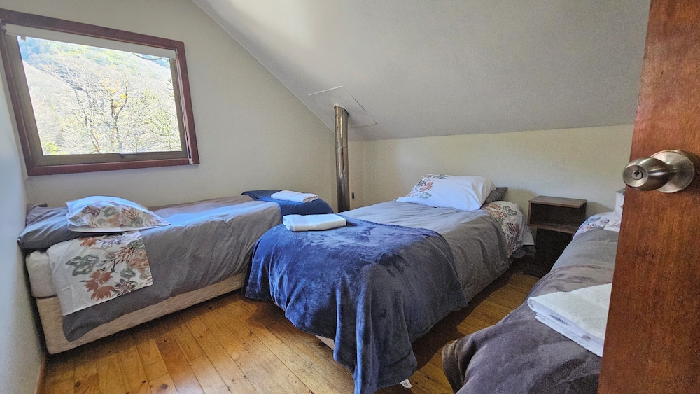 House, 3 Bedrooms photo 3