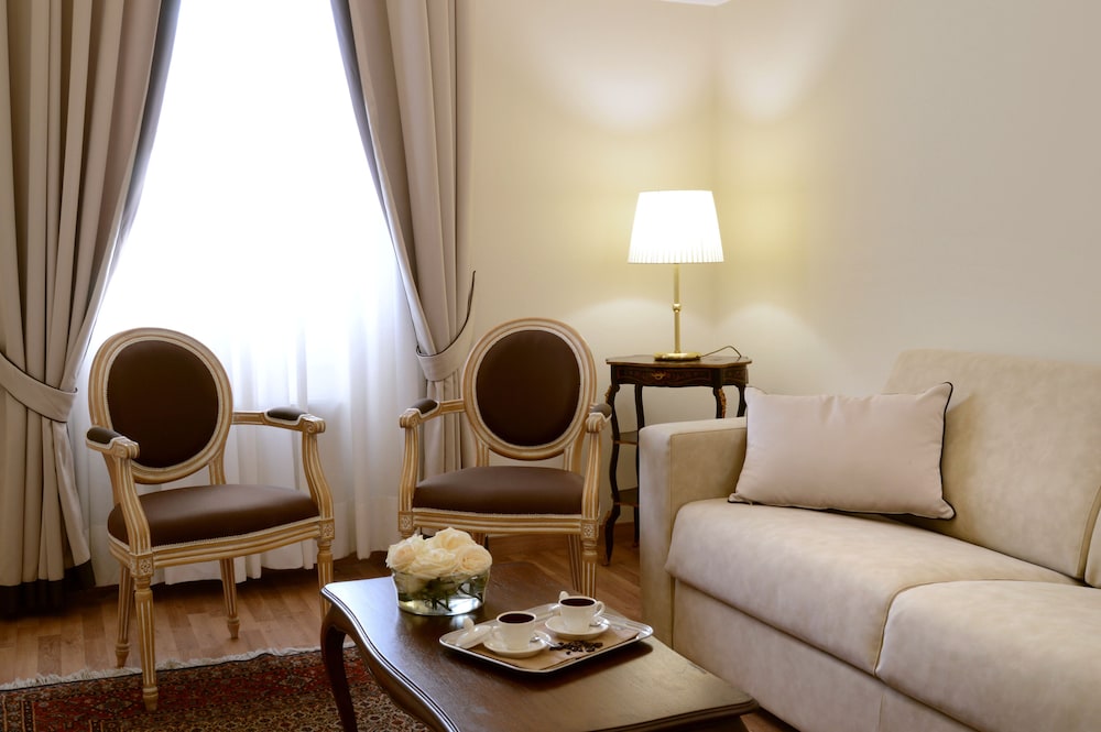 Junior Suite (2 pax) - Photo 2