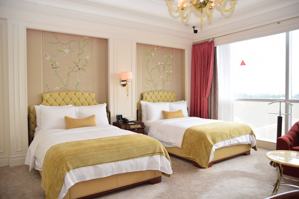 Room, 2 Double Beds, Non Smoking, City View photo 2