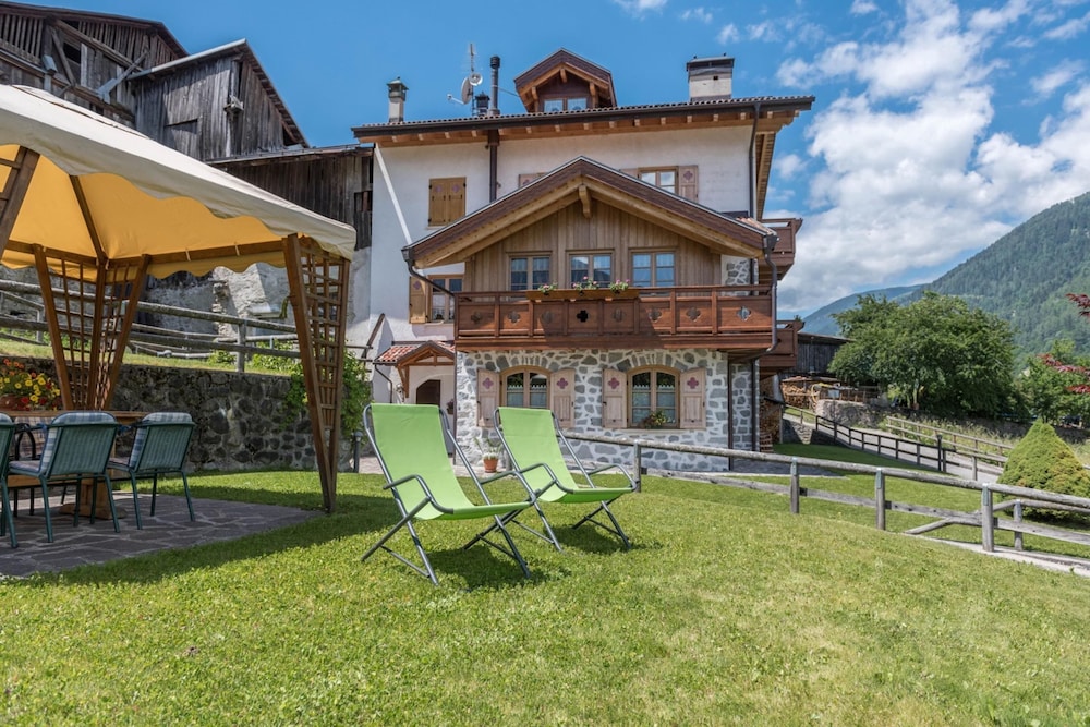 Chalet photo 1