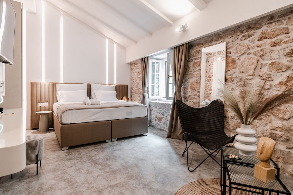 Superior Room - Photo 16