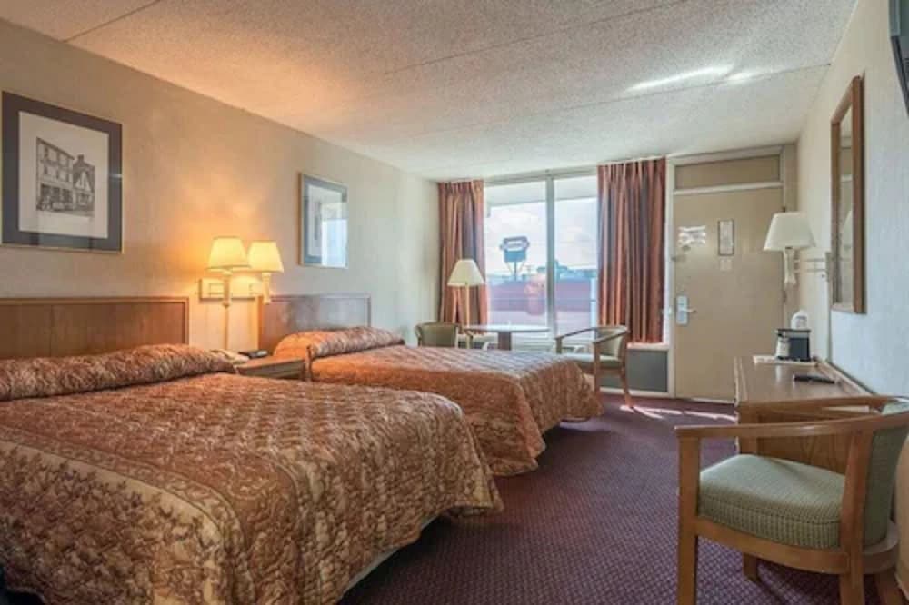 Basic 1 Double Bed - Photo 1