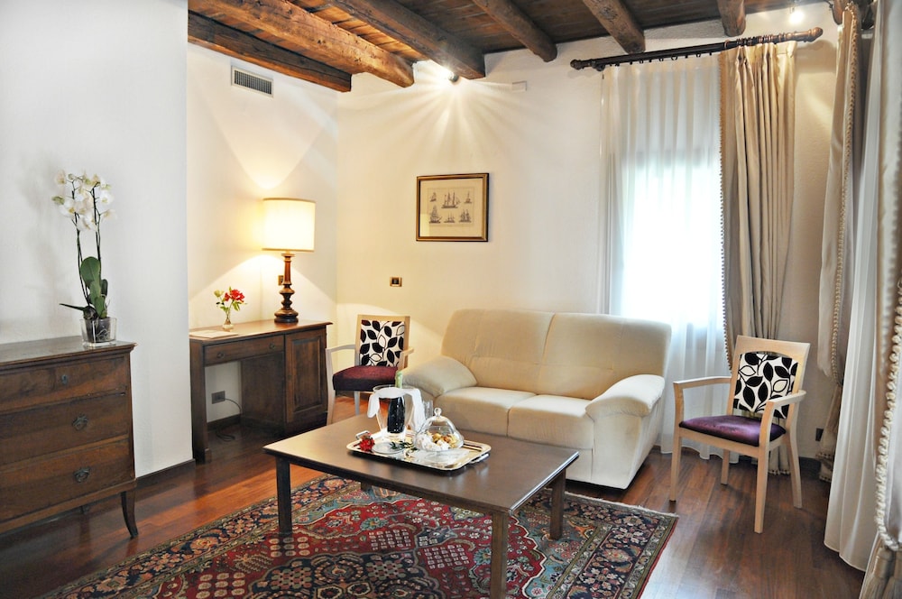 Family Suite, Garden View - Photo 7