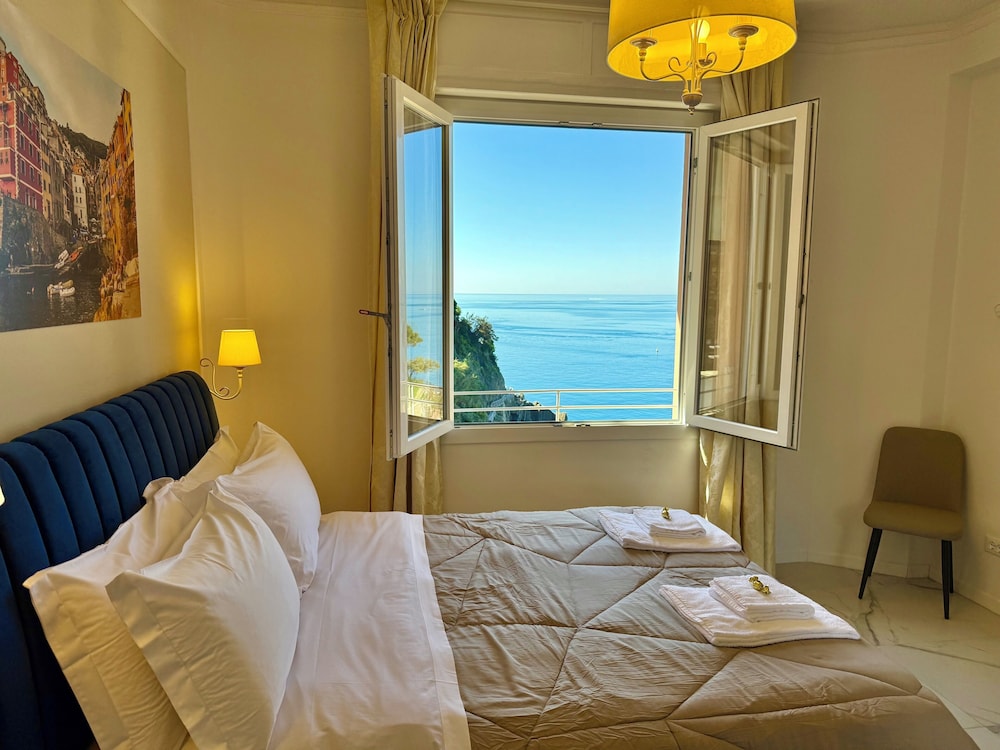 Royal Suite, Sea View