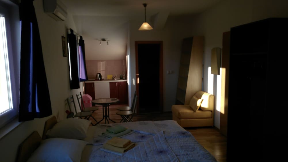 Family Apartment, Multiple Beds, Courtyard View photo 1