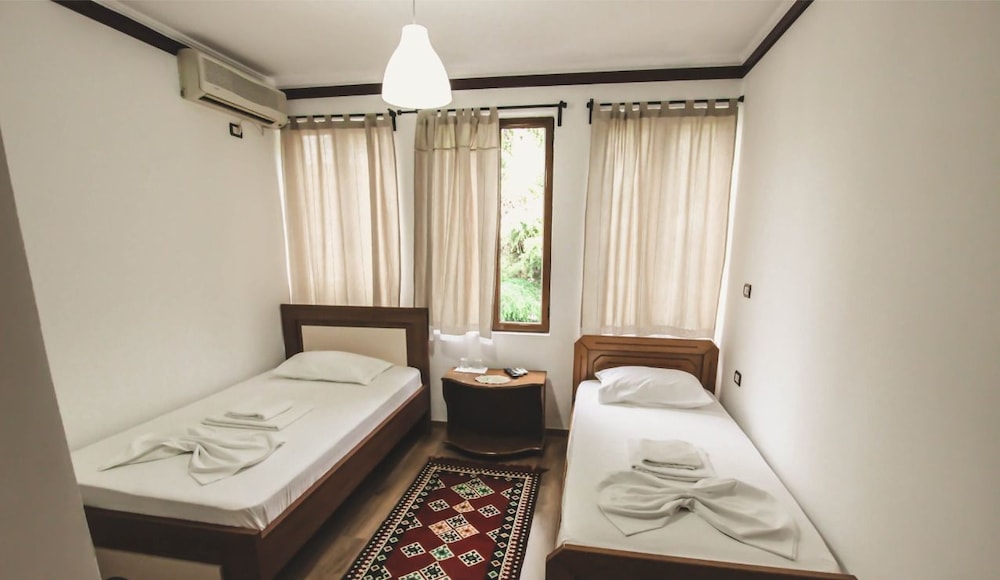 Twin Room, Balcony, City View