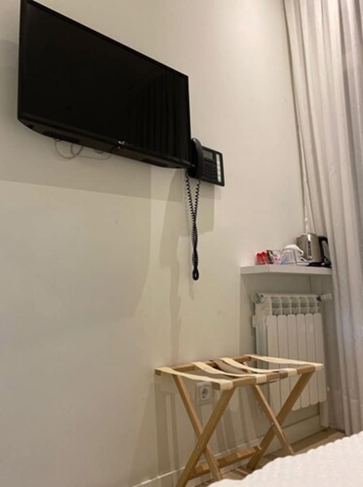 Economy Double Room photo 3