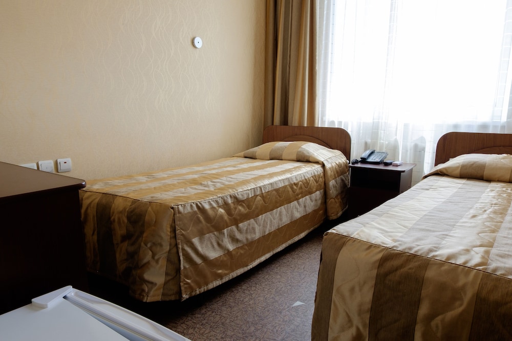 Economy Twin Room photo 1