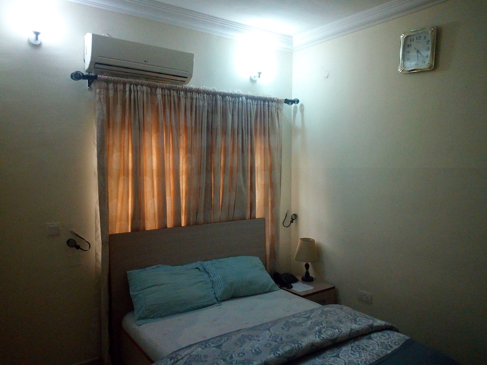 Standard Room photo 1