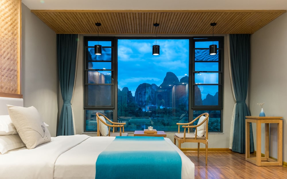 Deluxe Twin Room, Private Bathroom, Mountain View